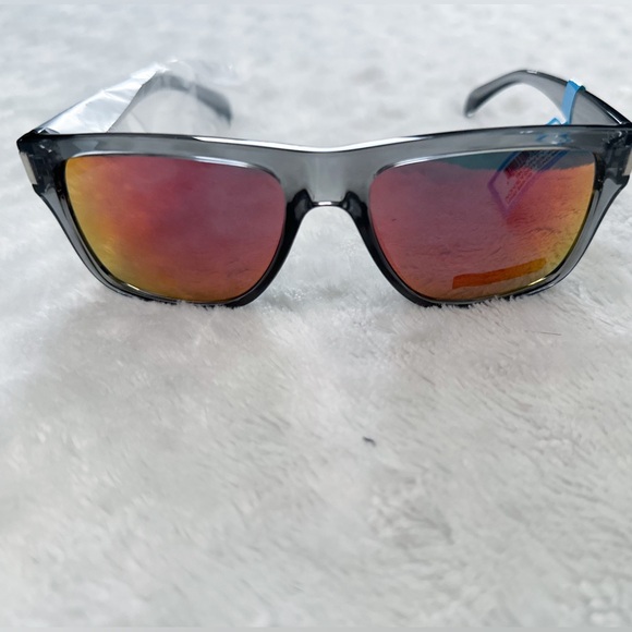 DOT DASH By Billabong BOUNTY Sunglasses - Picture 4 of 10